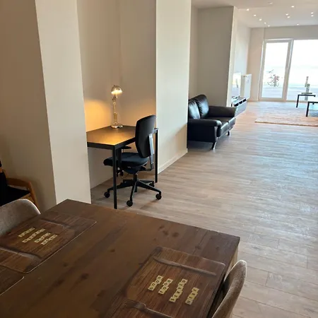 C-side Apartamento *